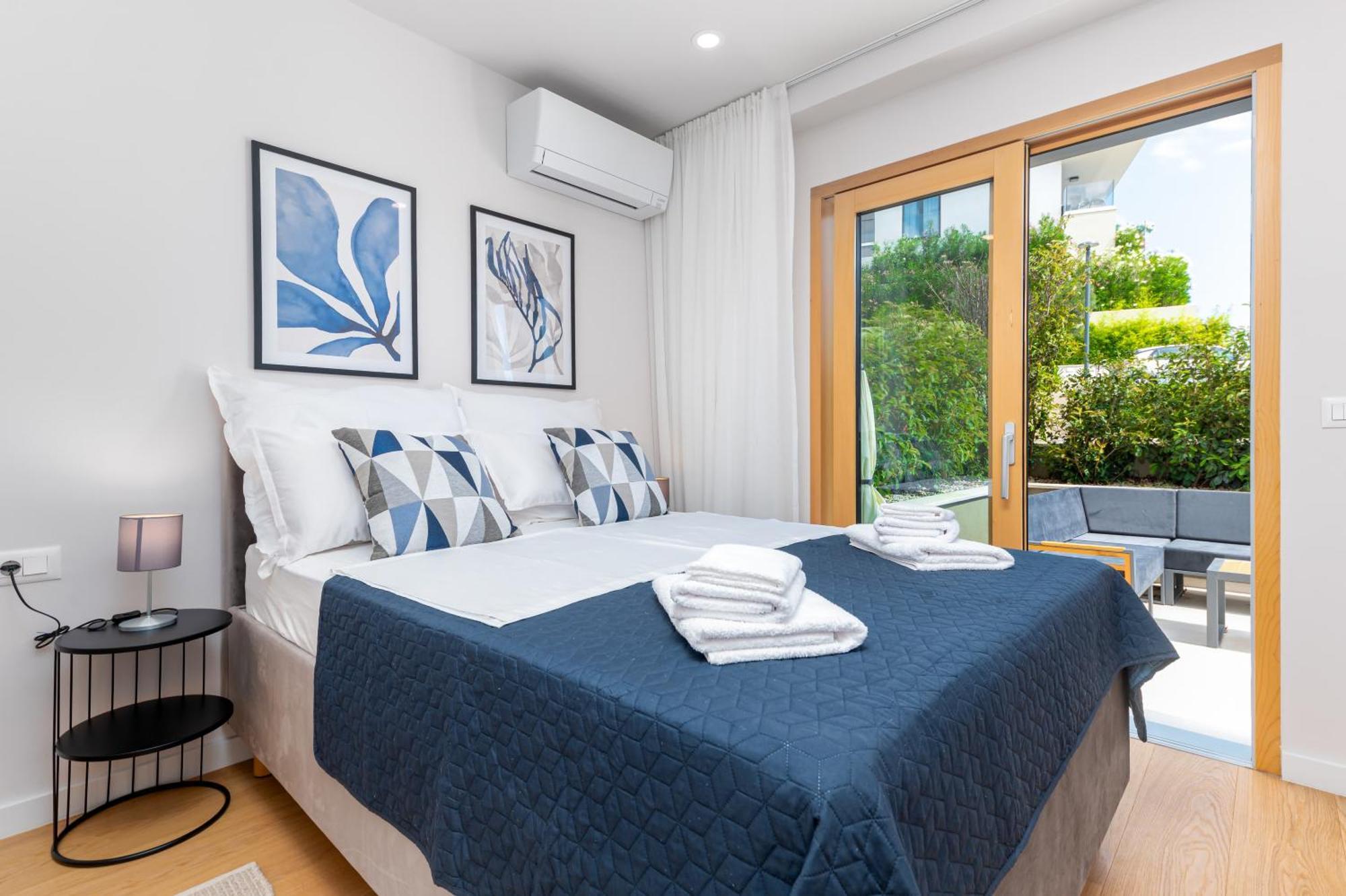Luxury Adria Sea City & Mountain View Apartment Makarska Eksteriør billede
