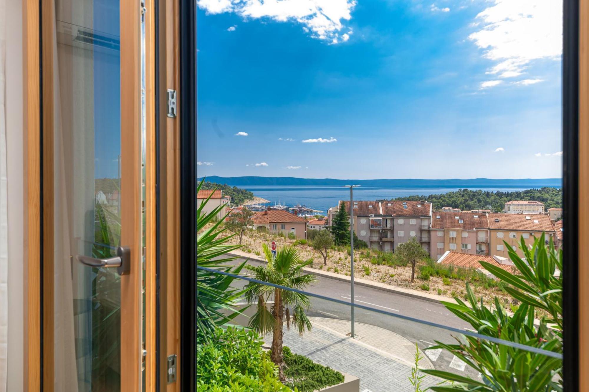 Luxury Adria Sea City & Mountain View Apartment Makarska Eksteriør billede