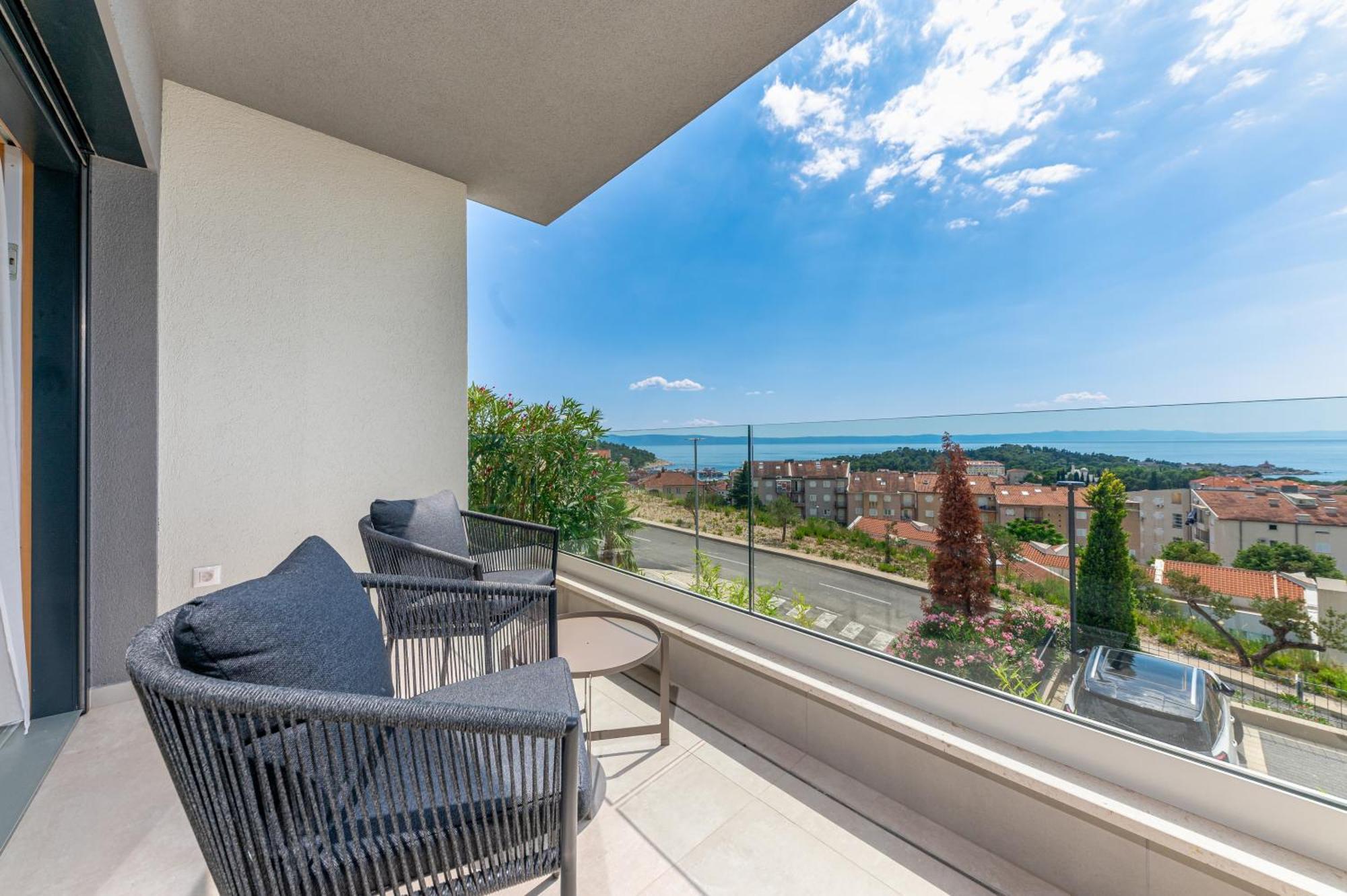 Luxury Adria Sea City & Mountain View Apartment Makarska Eksteriør billede